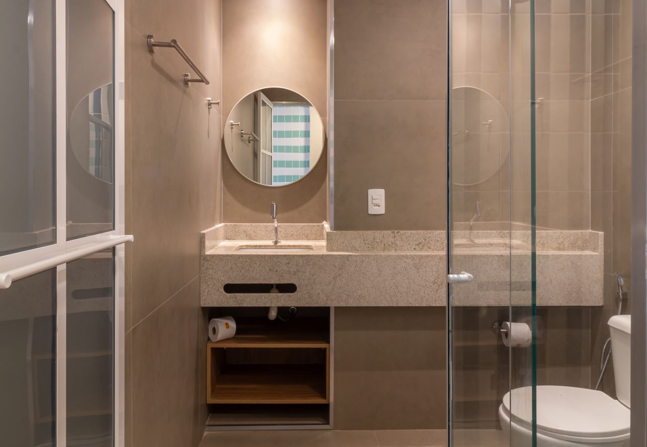 Apartamento em Rio de Janeiro - Vista para o Mar e Varanda com Banheira  | Q4