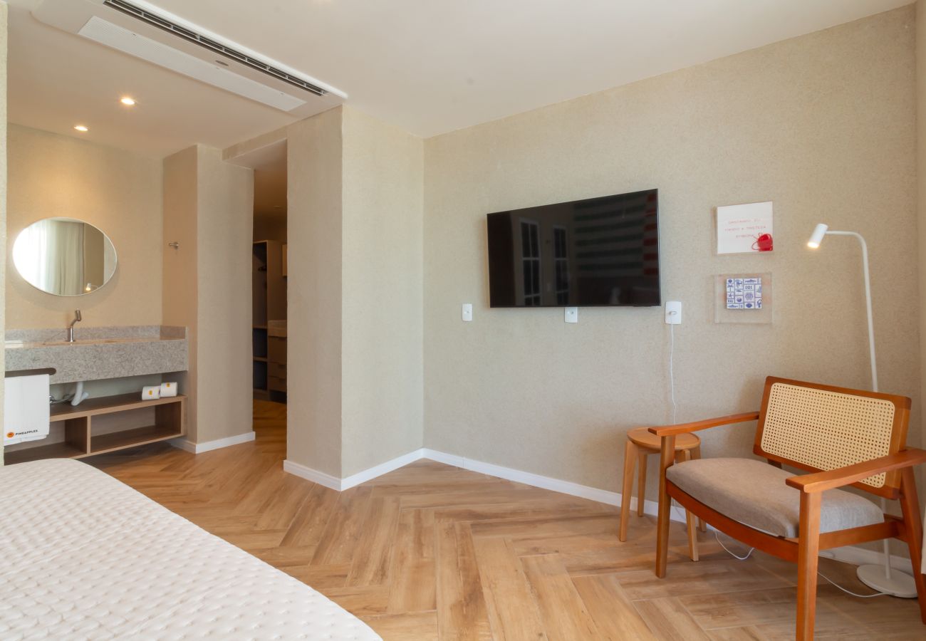 Apartamento em Rio de Janeiro - Vista para o Mar e Varanda com Banheira | Q23