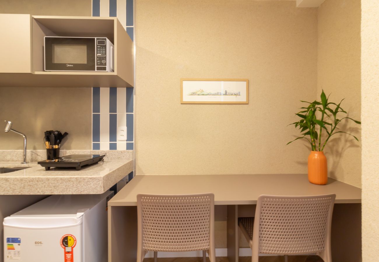 Apartamento em Rio de Janeiro - Vista para o Mar e Varanda com Banheira | Q23