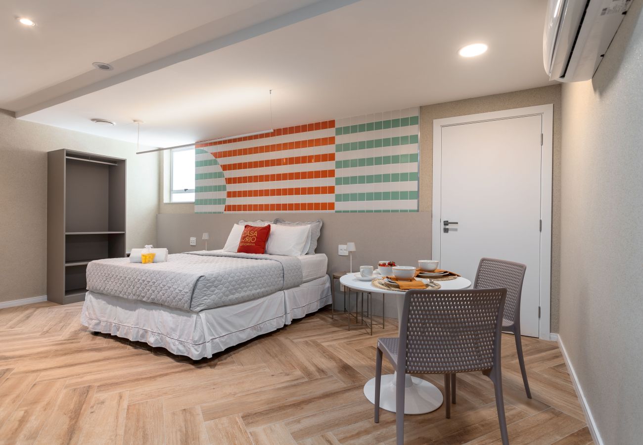 Apartamento em Rio de Janeiro - Charmoso estúdio a Poucos Passos da Praia | CNJ Q6