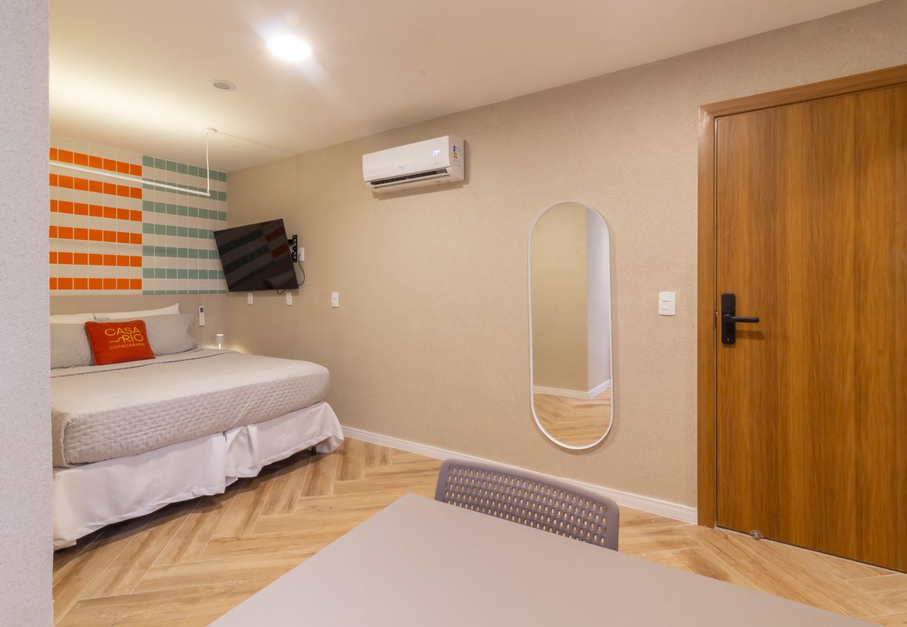 Apartamento em Rio de Janeiro - Refúgio a Poucos Passos de Praia de Copacabana | Q15