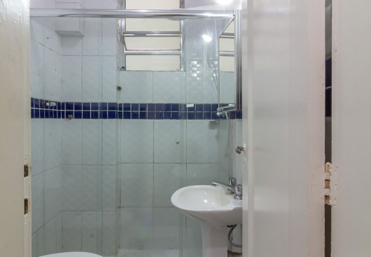 Apartamento em Rio de Janeiro - 15min da Praia do Flamengo | OC107b