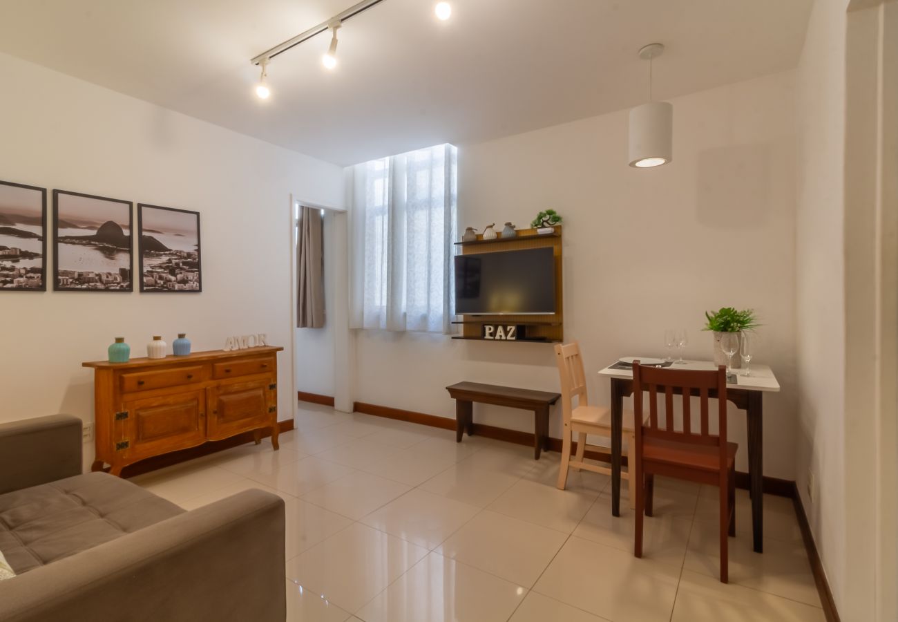 Apartamento em Rio de Janeiro - 10 min da Praia do Flamengo | SV1004