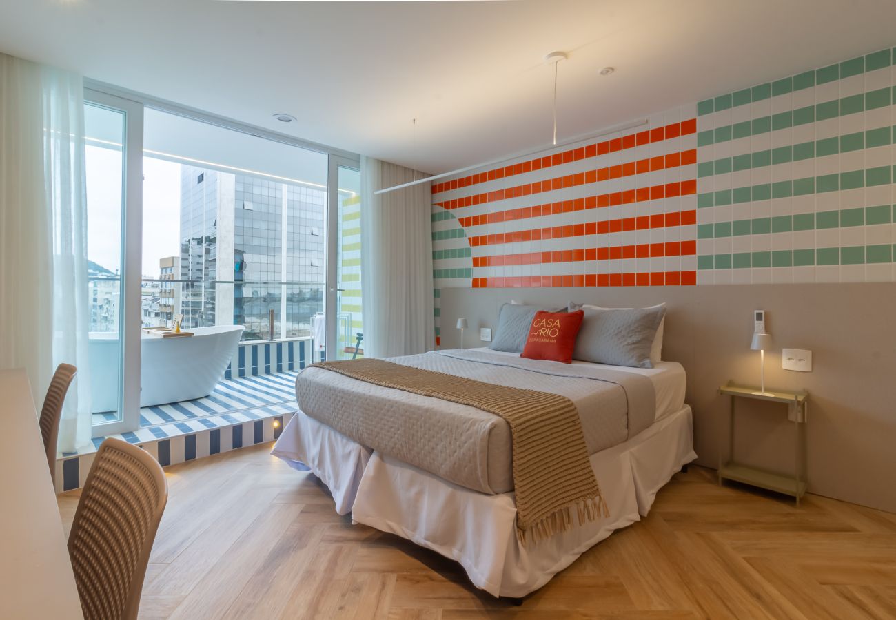 Apartment in Rio de Janeiro - Sea View and Balcony with Bathtub | Q17