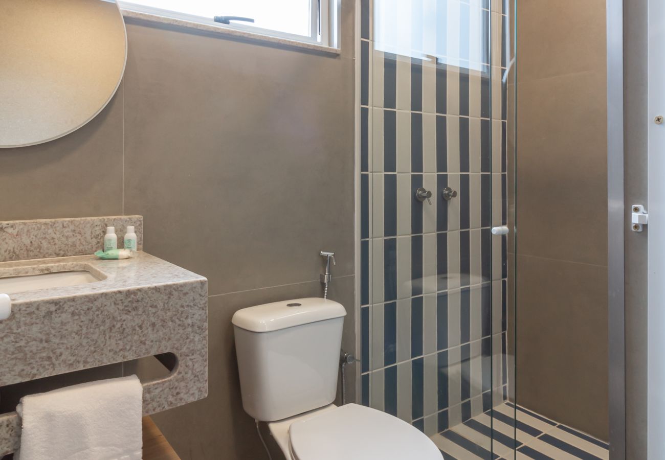 Apartment in Rio de Janeiro - Sea View and Balcony with Bathtub | Q17