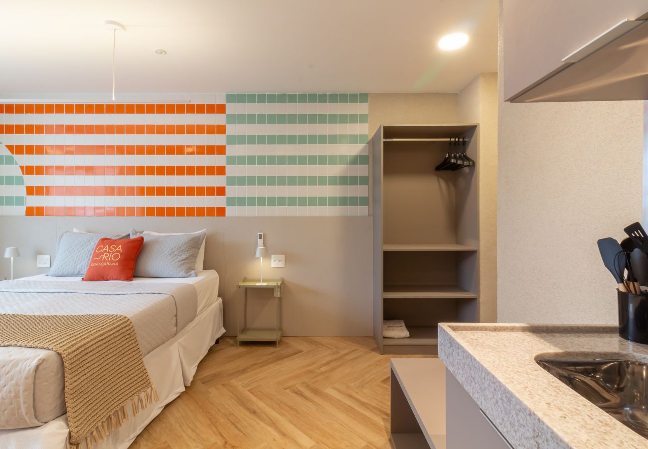 Apartment in Rio de Janeiro - Sea View and Balcony with Bathtub | Q17