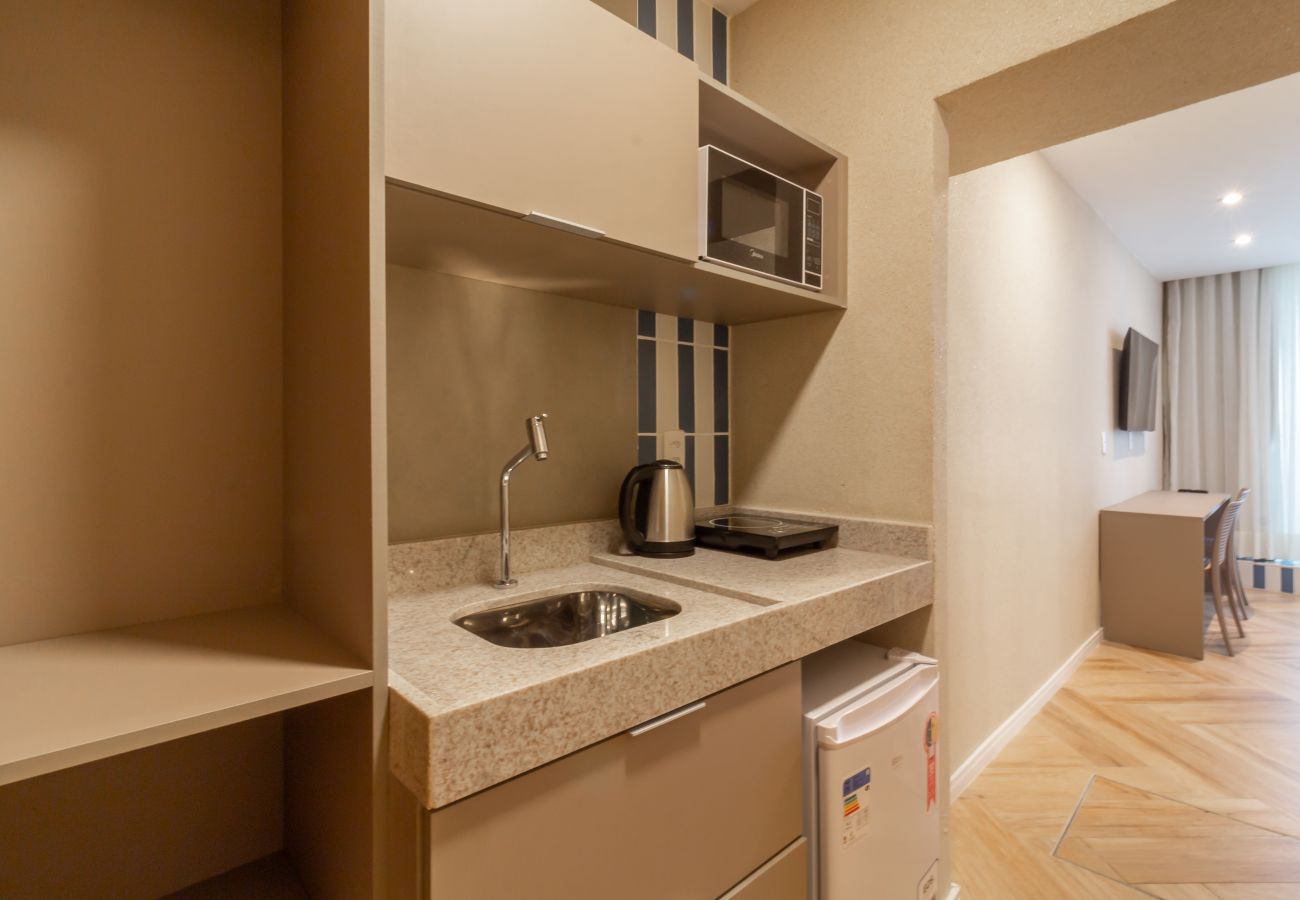 Apartment in Rio de Janeiro - Sea View and Balcony with Bathtub | Q18