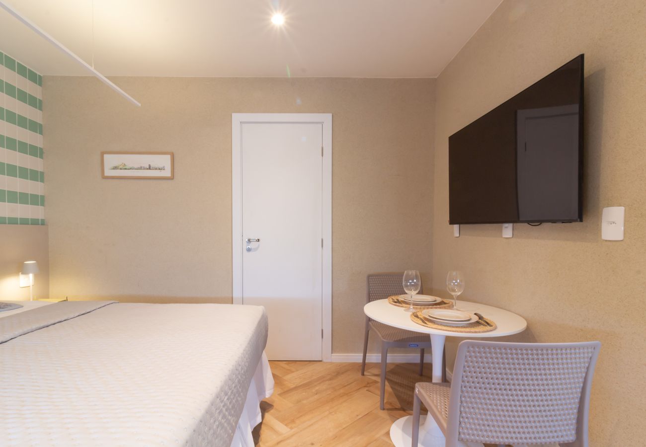 Apartment in Rio de Janeiro - Cosy a few steps from Copacabana Beach | Q13 e 16