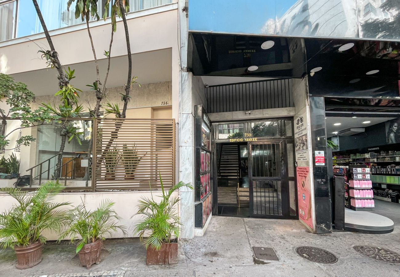 Studio in Rio de Janeiro - 6min from Copacabana Beach | NSC713