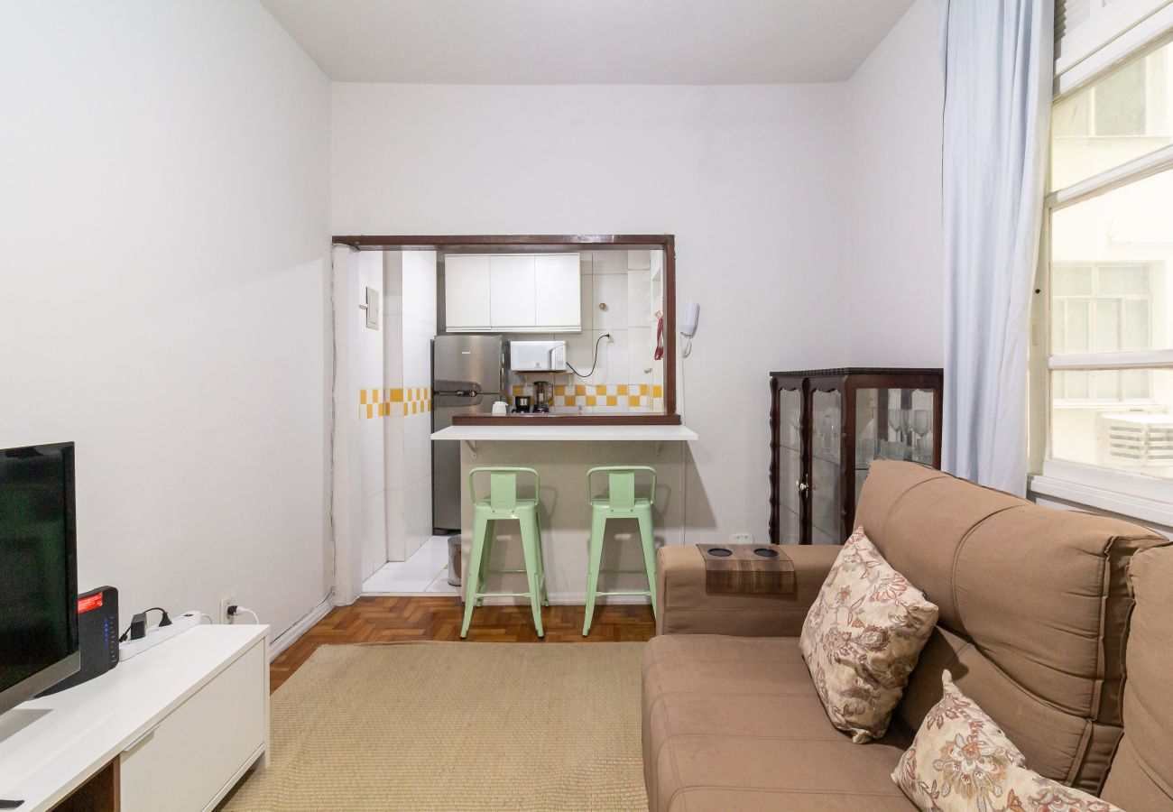 Apartment in Rio de Janeiro - 15min from Flamengo Beach | OC107b